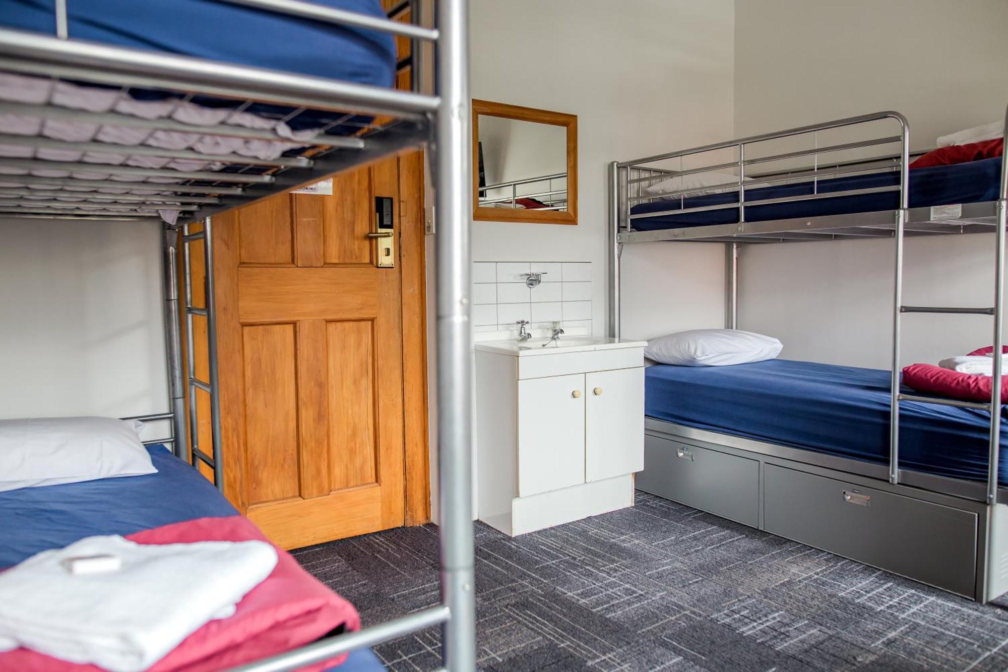 The Cambridge Hotel & Backpackers Wellington Exteriör bild