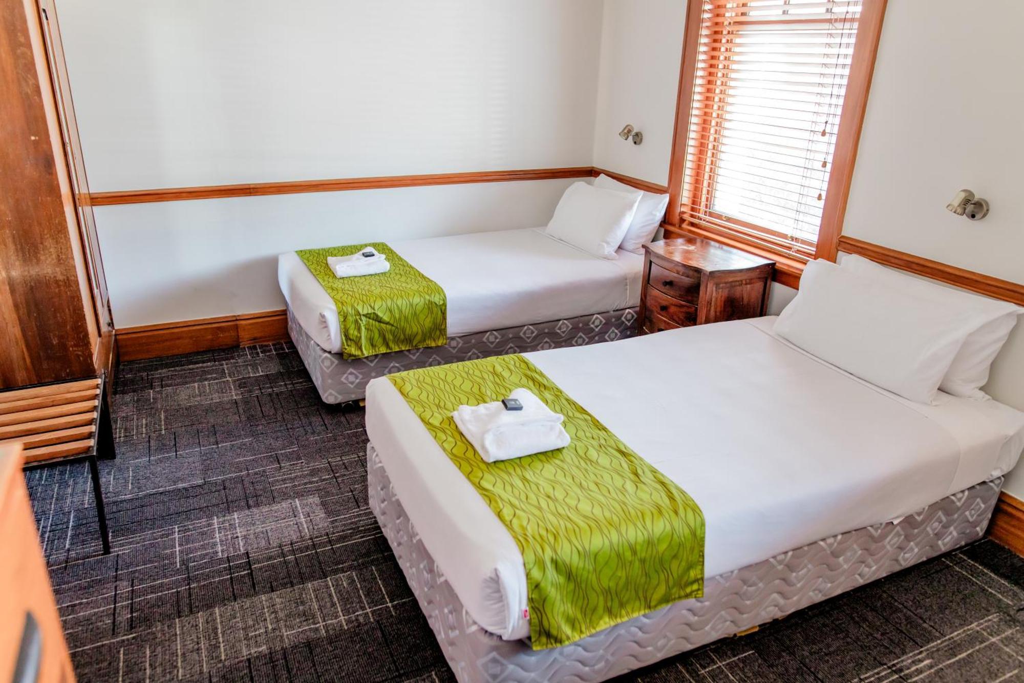 The Cambridge Hotel & Backpackers Wellington Exteriör bild